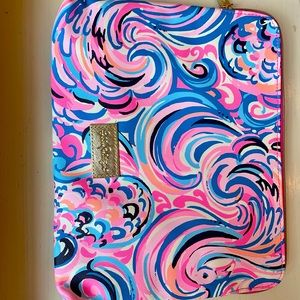 NWOT Lilly Pulitzer Catch All Pouch